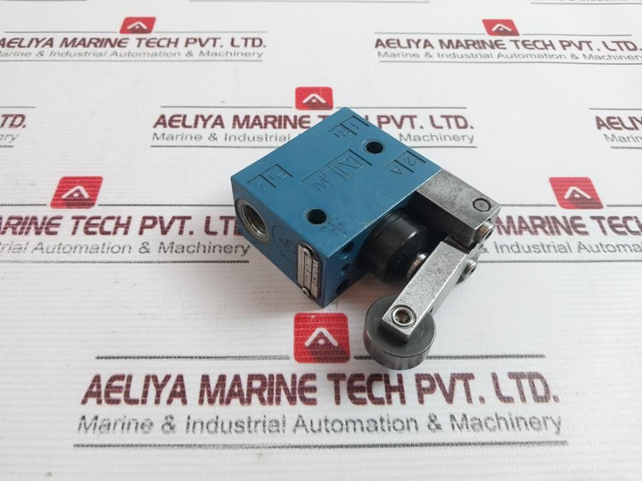 Wabco 3630070010 Pneumatic Directional Valve 