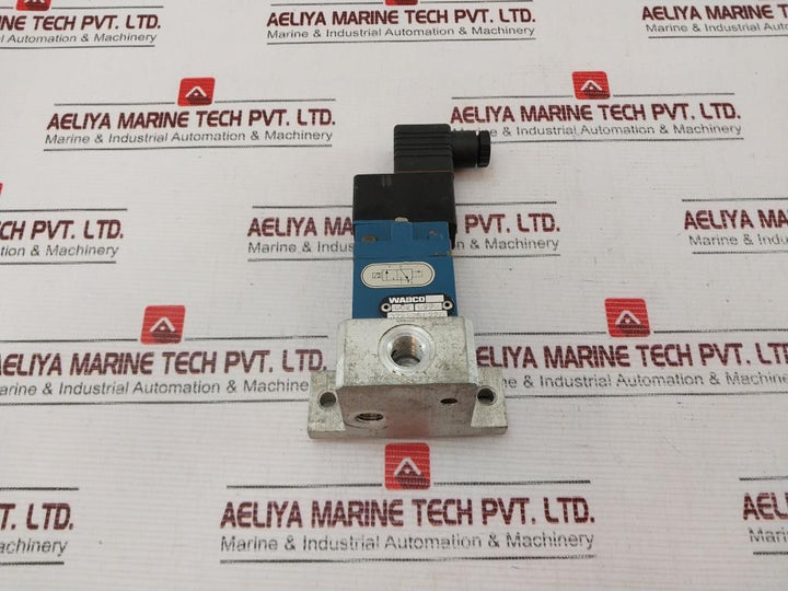 Wabco 3722250220 Pneumatic Directional Valve 10Bar Max,24V