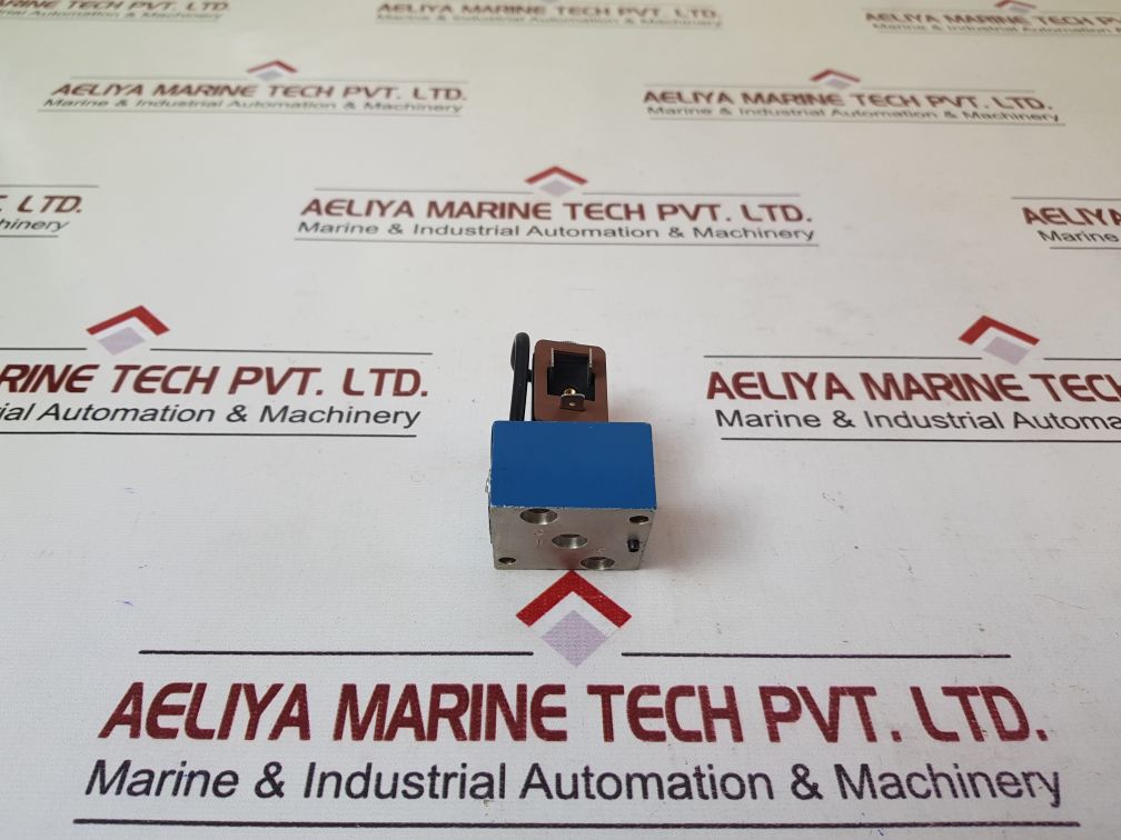 Wabco 3722270820 Pneumatic Valve