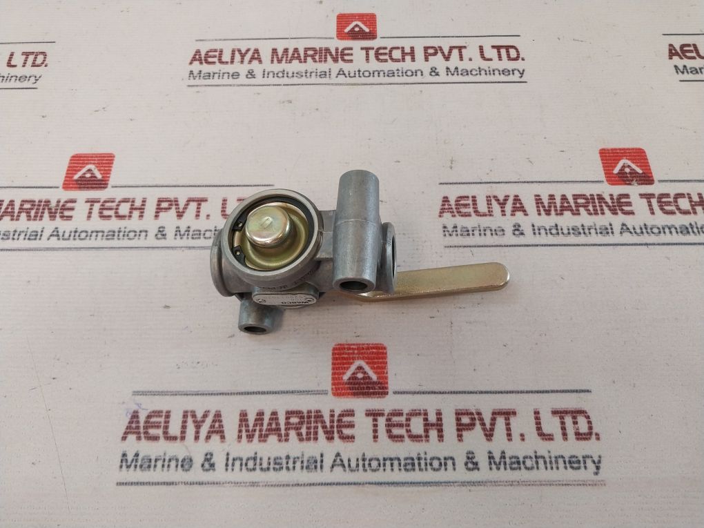 Wabco 4520021070 Shut Off Valve