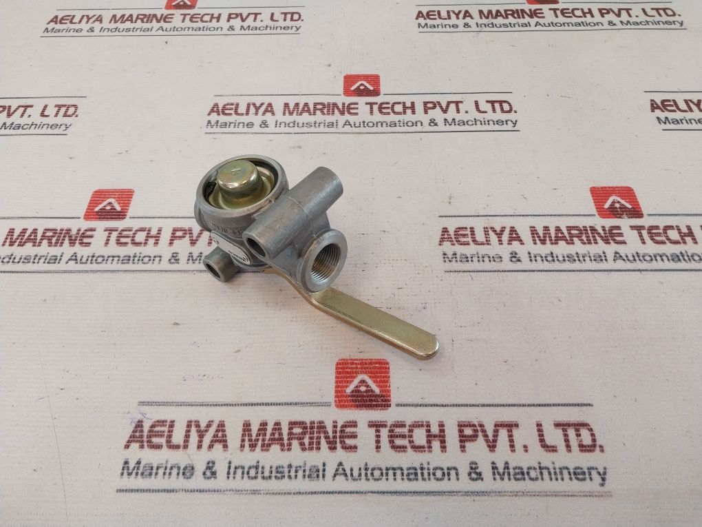 Wabco 4520021070 Shut Off Valve