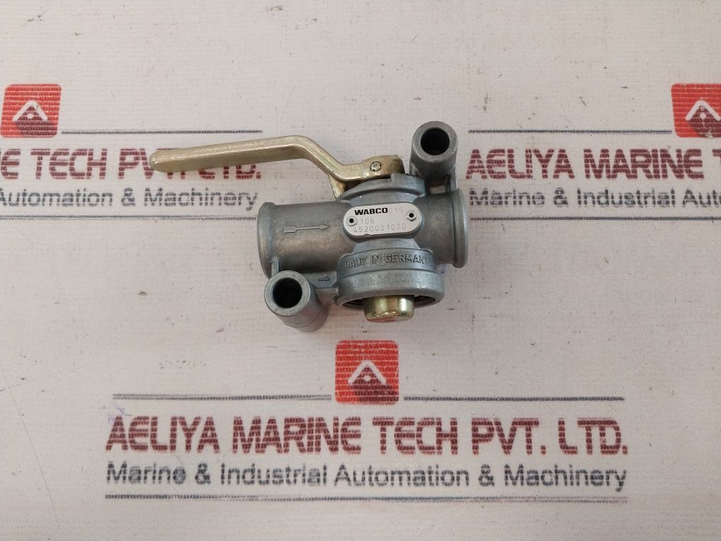 Wabco 4520021070 Shut Off Valve