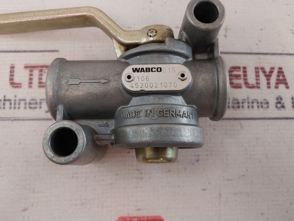 Wabco 4520021070 Shut Off Valve