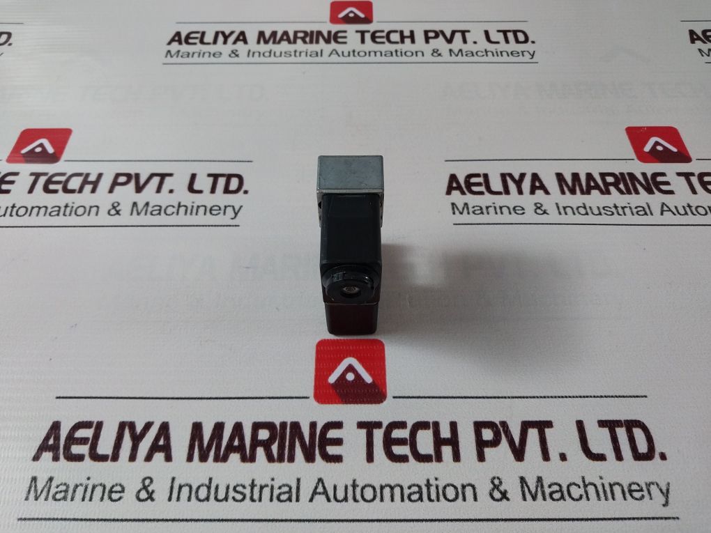 Wabco 542 030 922 0 Solenoid Valve