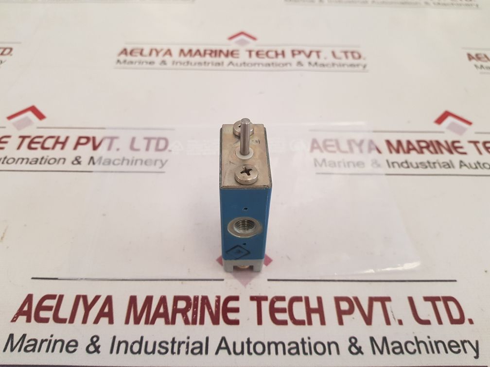 Wabco 5630700000 3/2 Way Valve