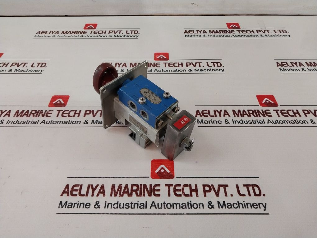 Wabco 5630700000 Zc-d Pull Up & Twist Lock