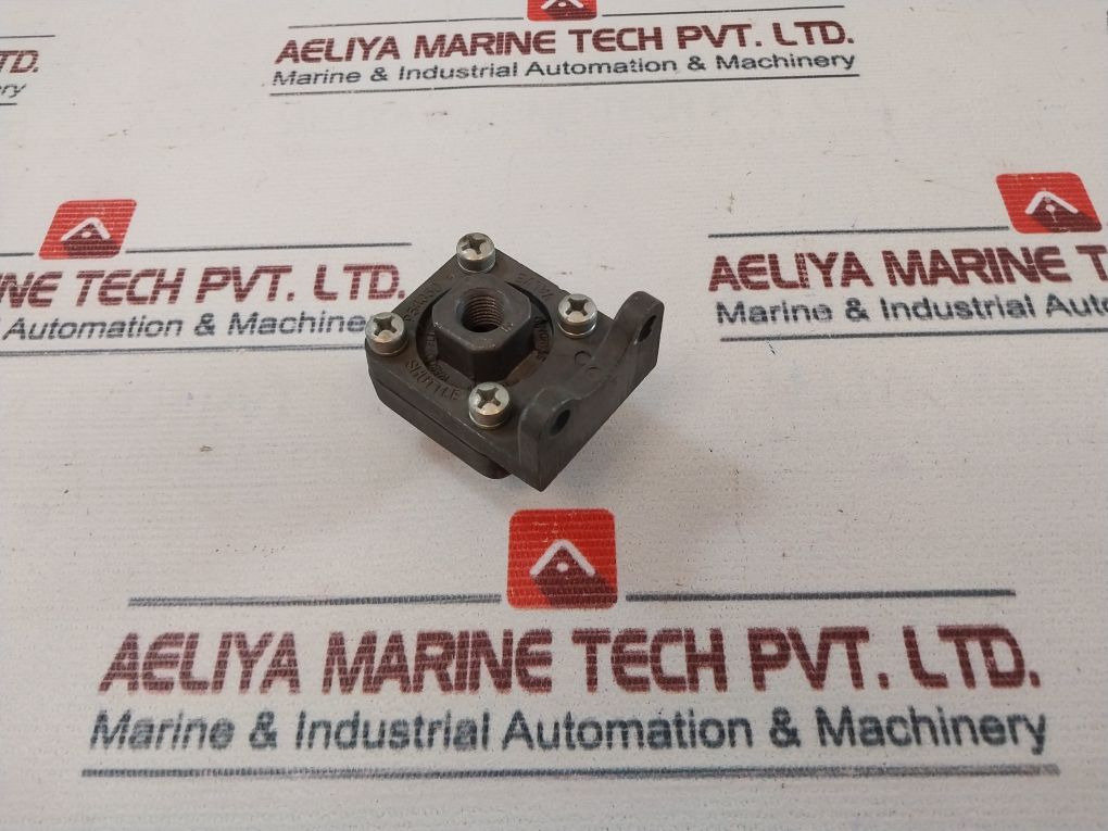 Wabco Fluid Power Division P54350-2 Pneumatic Exhaust Valve