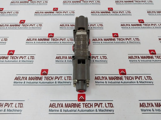Wabco Pd 20041-1010 Pilot Air Valve 250 Psi