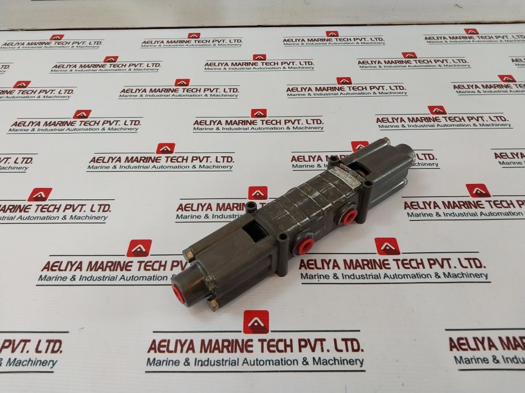 Wabco Pd 20041-1010 Pilot Air Valve 250 Psi