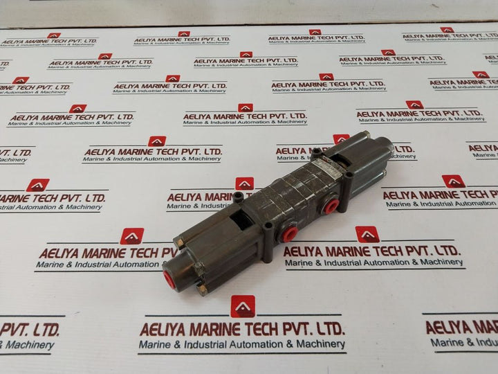 Wabco Pd 20041-1010 Pilot Air Valve 250 Psi