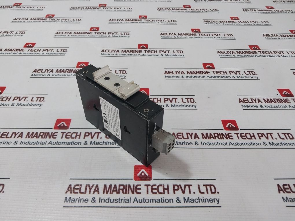 Wago 852-111 5-port 10/100 Industrial Switch 18-30Vdc