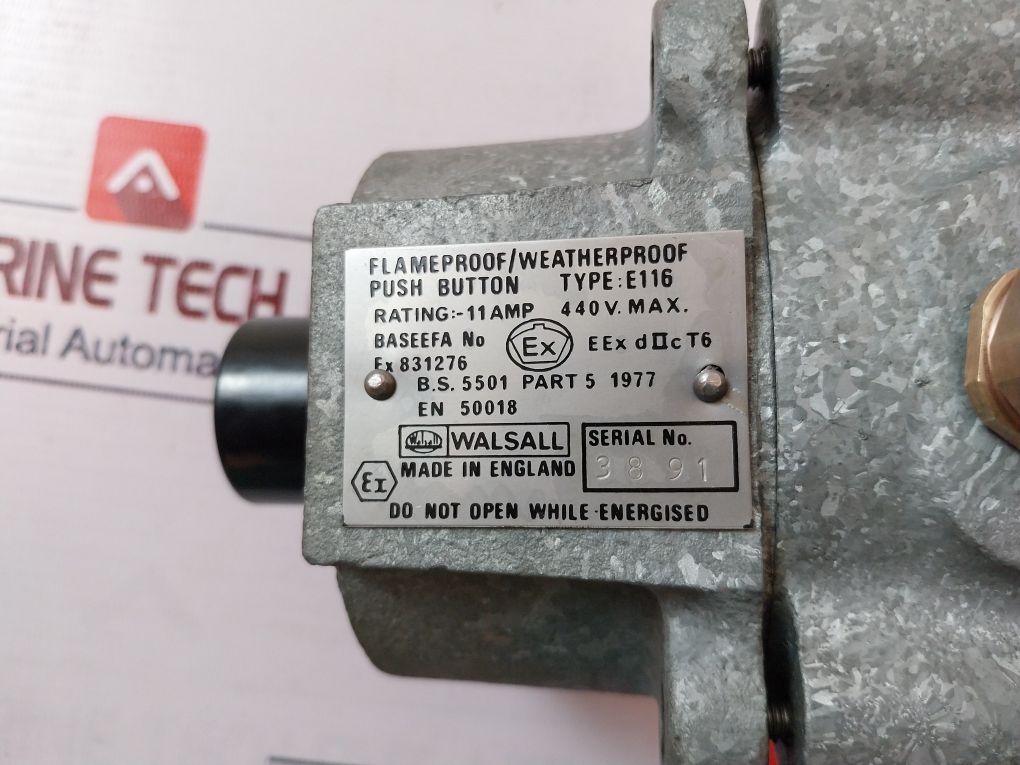 Walsall E116 Weatherproof Push Button