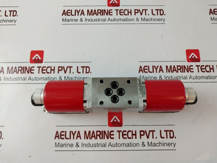Wandfluh 118.195.024L Solenoid Directional Valve 2A52W