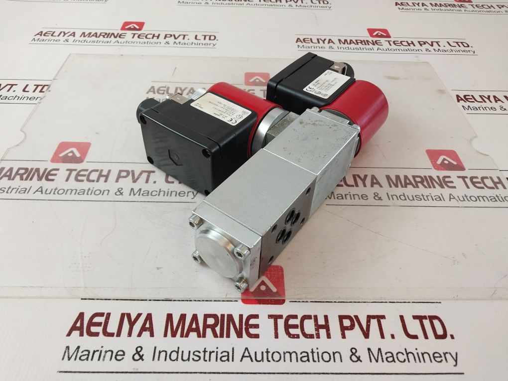 Wandfluh 118.195.024L Directional Valve With Coil Aex32061A/T4-d1Hb6-k9K1S1788/1927