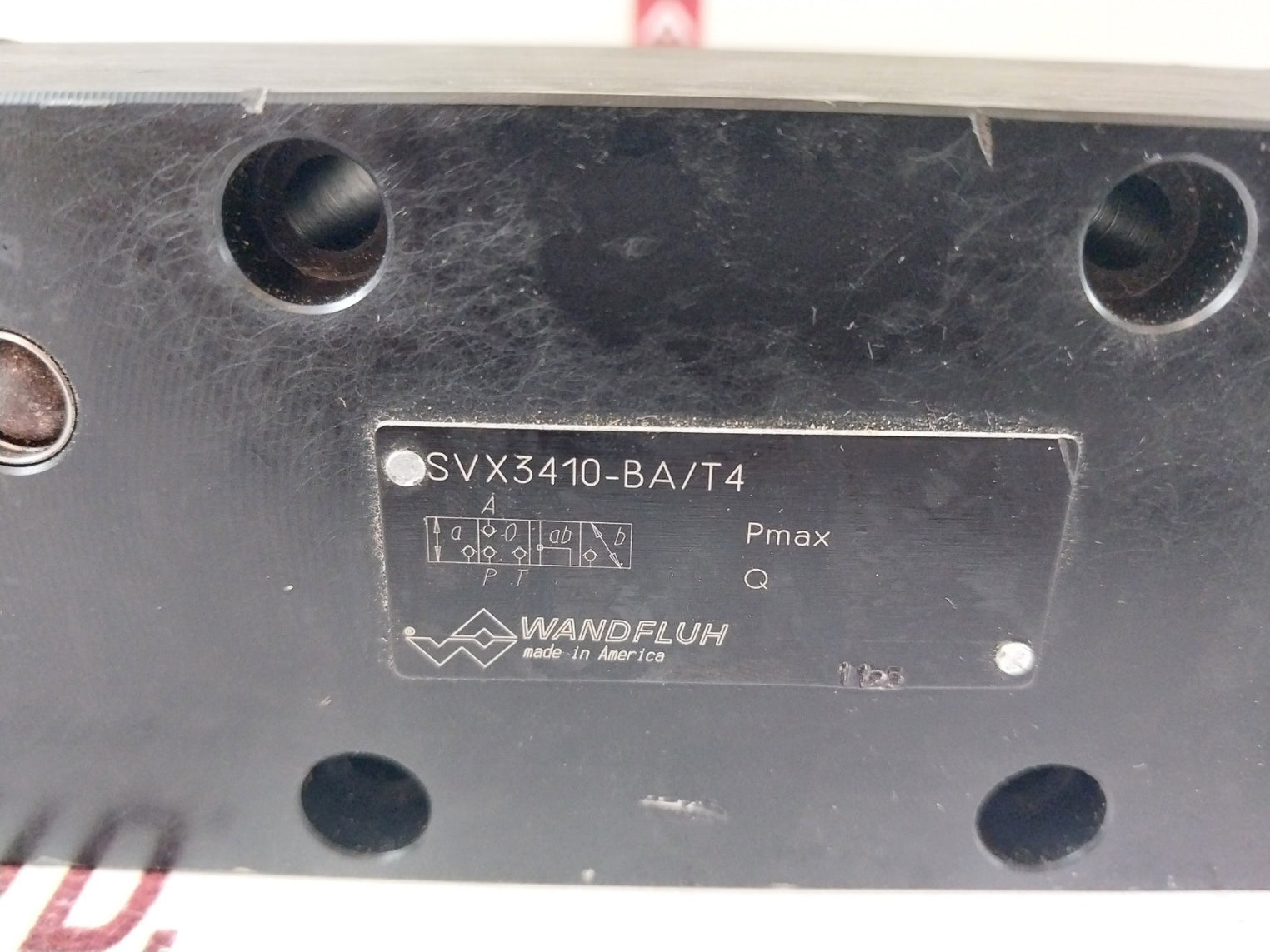 Wandfluh 2A52W/118.195.024L Solenoid Directional Valve Svx3410-ba/T4