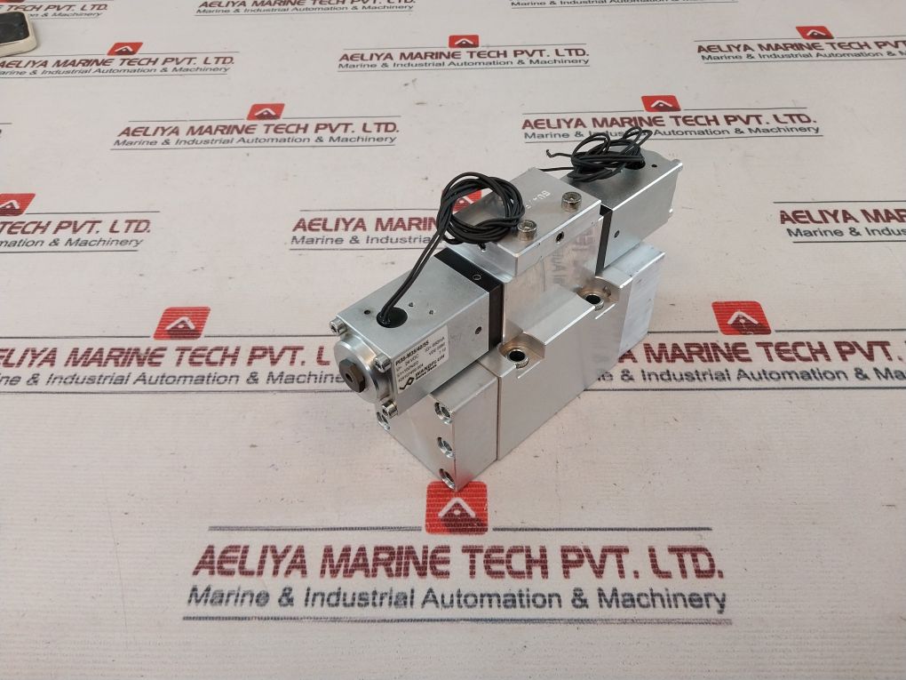 Wandfluh Avpwv4D102-80-ti-hb4,5M35/55-s1954 #1 Hydraulic Valve 24Vdc