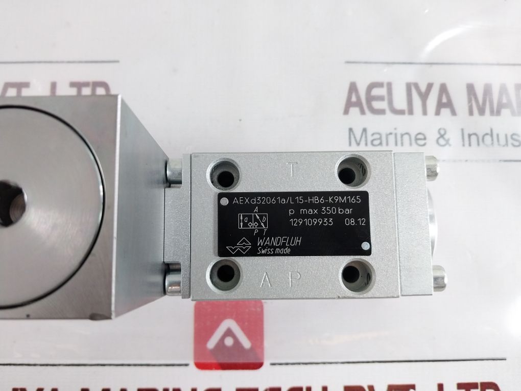 Wandfluh Mky45/18X60-g24/L15 Solenoid Valve Aexd32061A/L15-hb6-k9M165