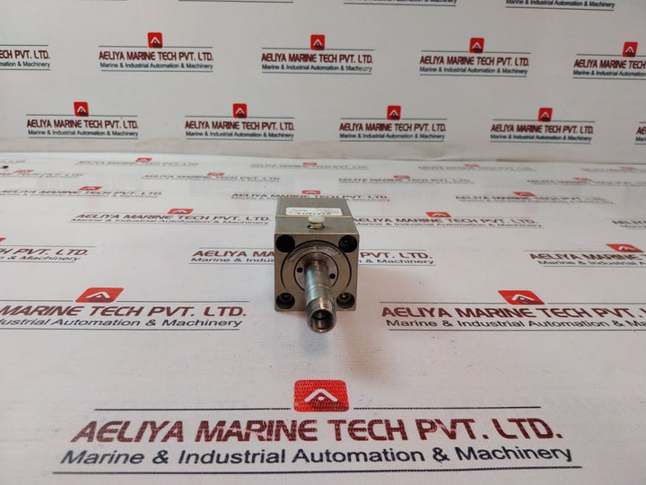 Wartsila 123.713.00 Type 2489 Block Clamp Cylinder
