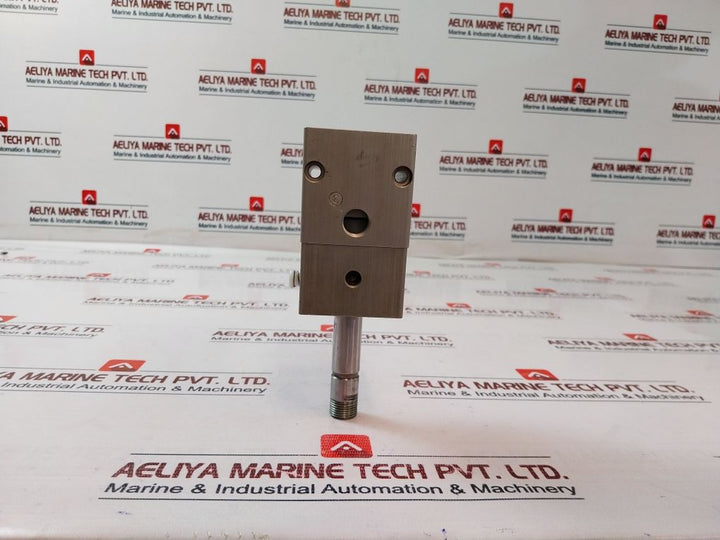 Wartsila 123.713.00 Type 2489 Block Clamp Cylinder