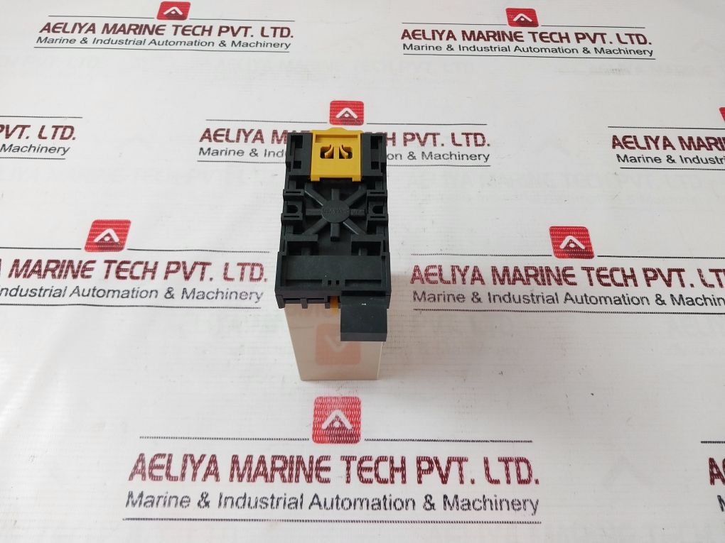 Watanabe Wap-az-26A-3 Ac Signal Converter 250V 7.5A