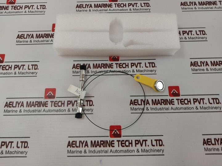 Waters 186002877 Acquity Uplc 2.1 X 50Mm Column Beh C8 1.7ΜM