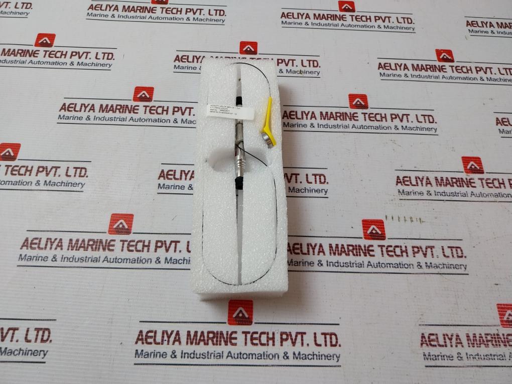 Waters 186002877 Acquity Uplc Beh C8 1.7µM 2.1 X 50 Mm Column