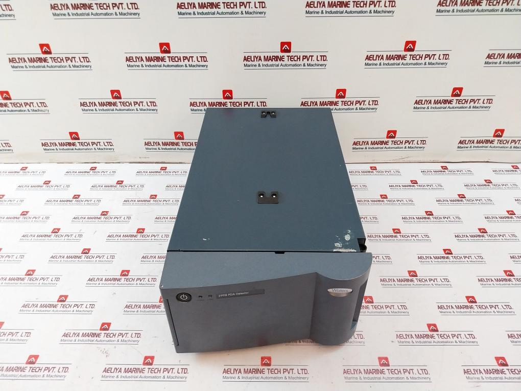 Waters 2998 Pda Detector 100-240~V 50-60 Hz
