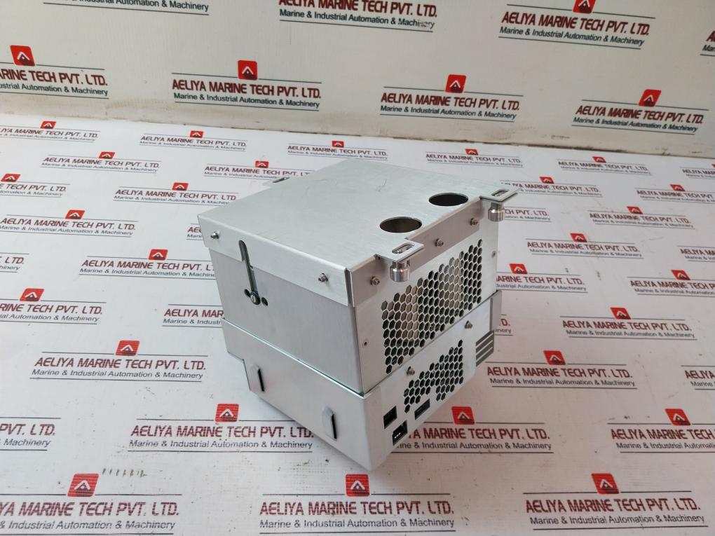 Waters 700002990 Rf Generator Assembly