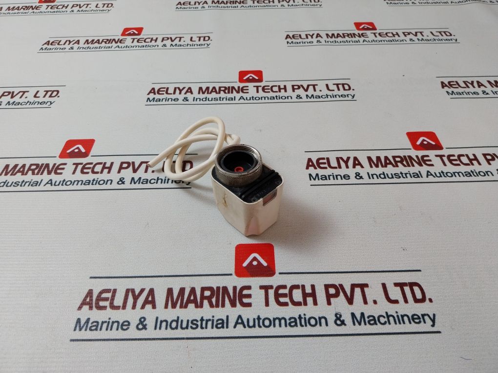 Watts 22C Actuator Radiator Valves Fan Coil 230V 50-60Hz