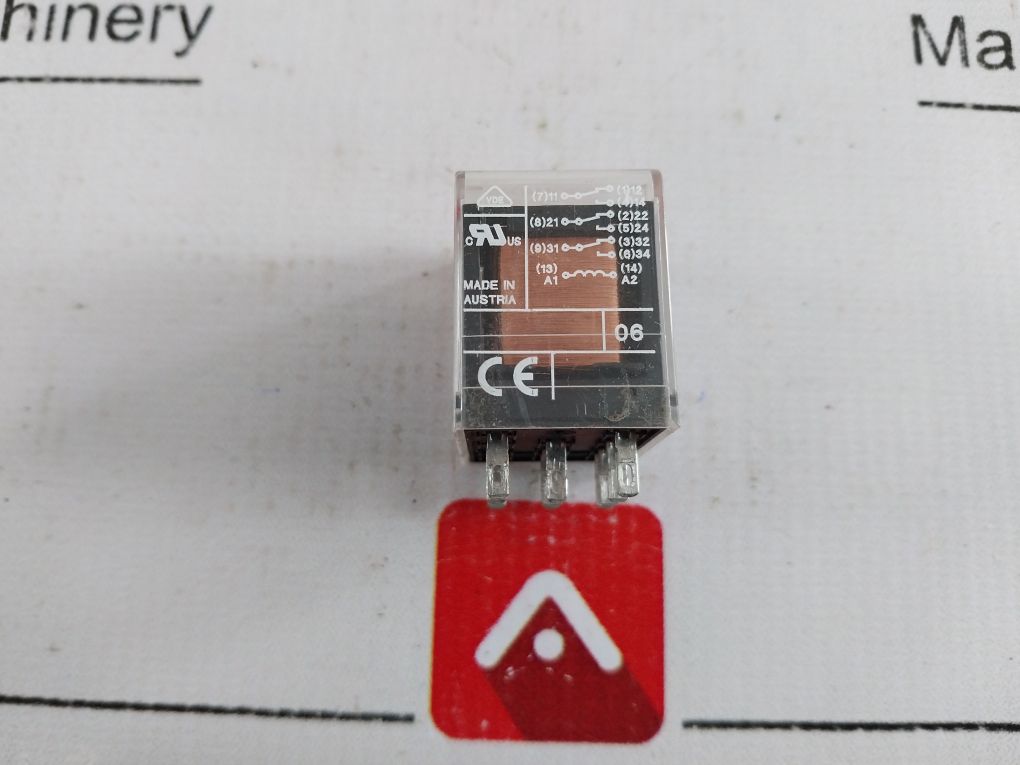 Weidmuller 8690000000 Relay With Base