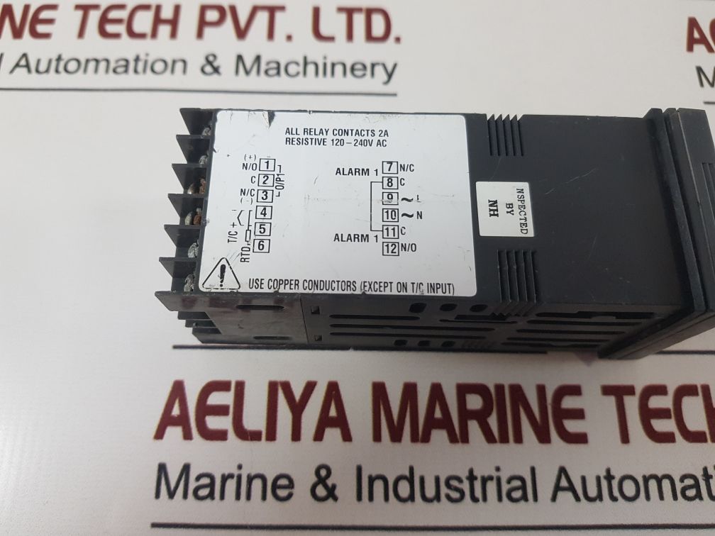 West Instruments N6500 Temperature Controller Z210000 S140
