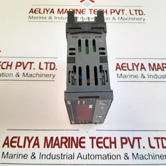 West N8010 Z210000 J0 Temperature Controller