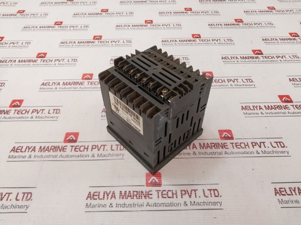 West P4100 Temperature Controller 211000