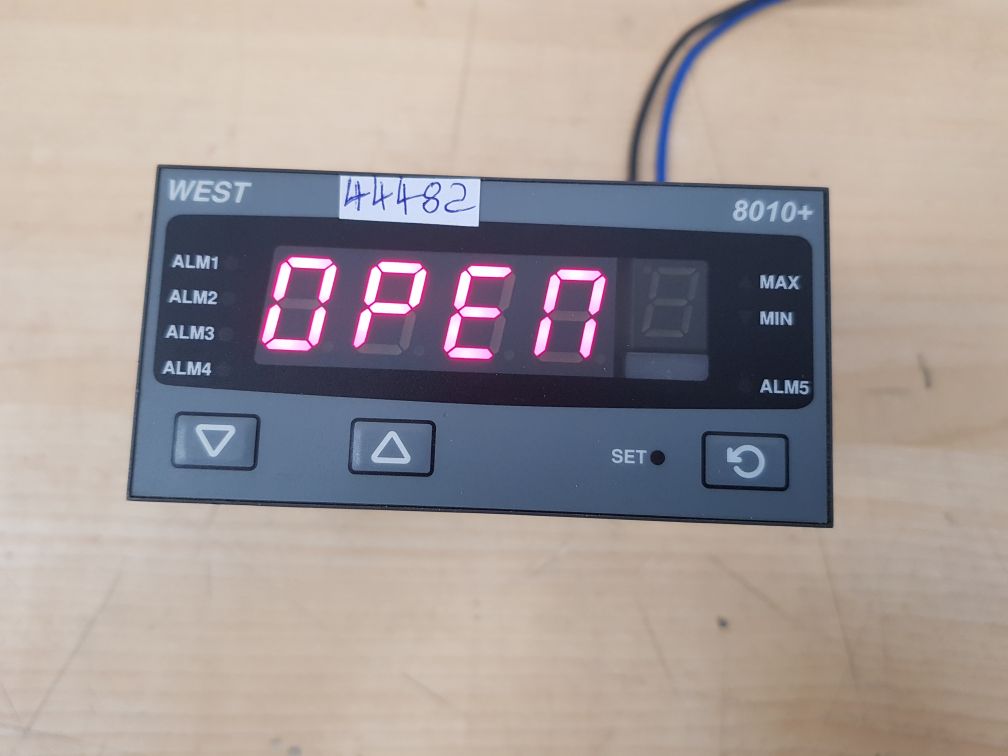 West P8010 Prl:6D Panel Meter