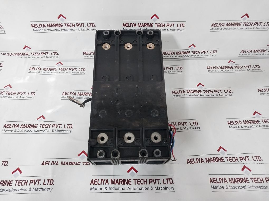 Westinghouse Ma3800F Circuit Breaker 600V Ac 3 Pole 800A Max.