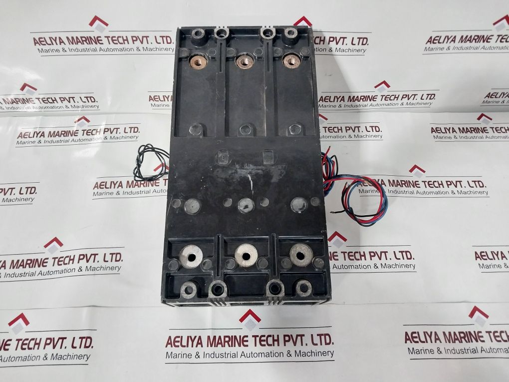 Westinghouse Ma3800F Circuit Breaker 3 Pole 600V Ac 800A Max.