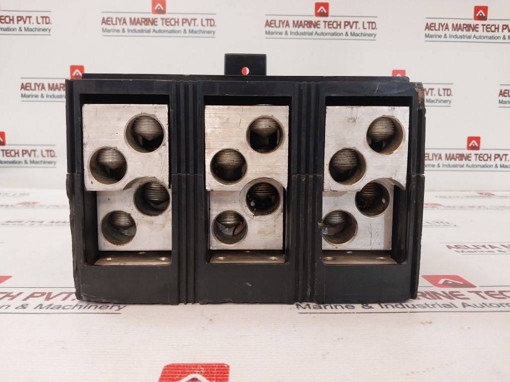 Westinghouse Nc31200F 3 Pole Circuit Breaker 800 Amp