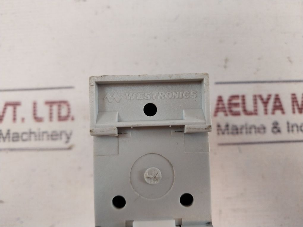 Westronics Sbt-22Y Micom Timer Ac 440V 5A