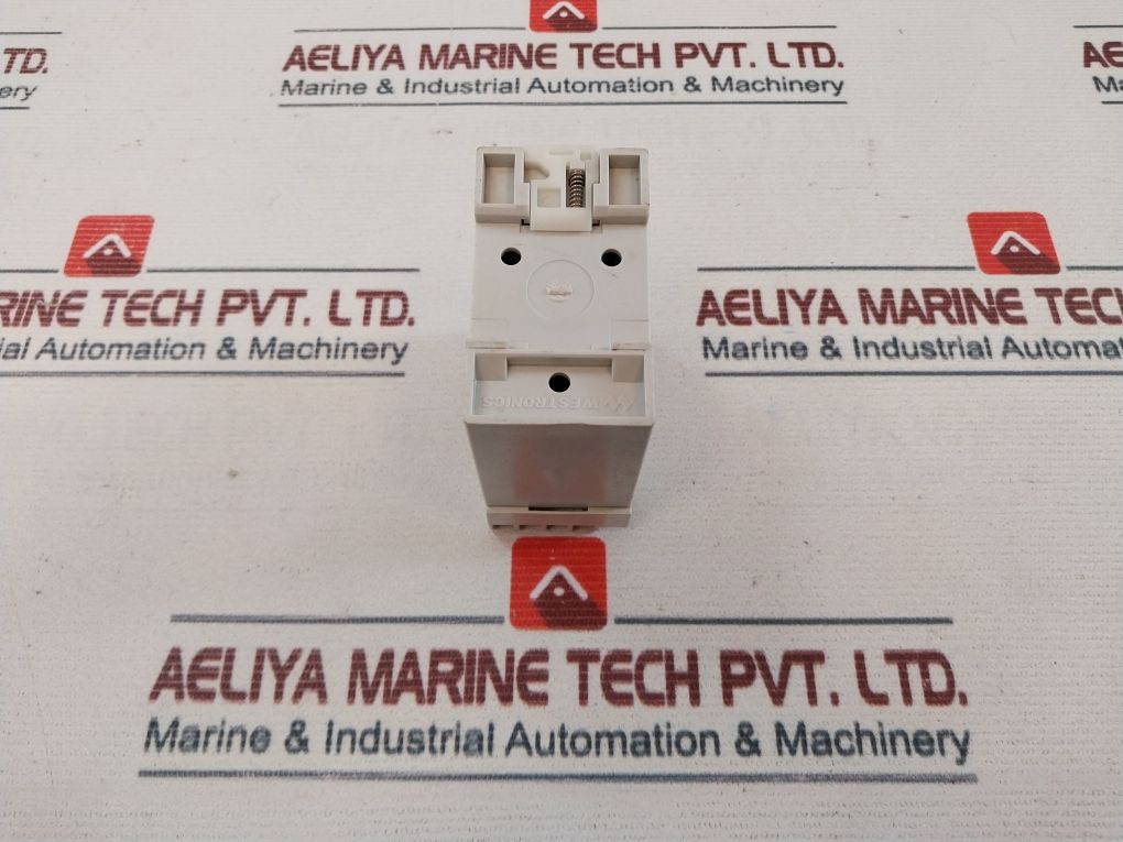 Westronics Sbt-44Y Micom Timer