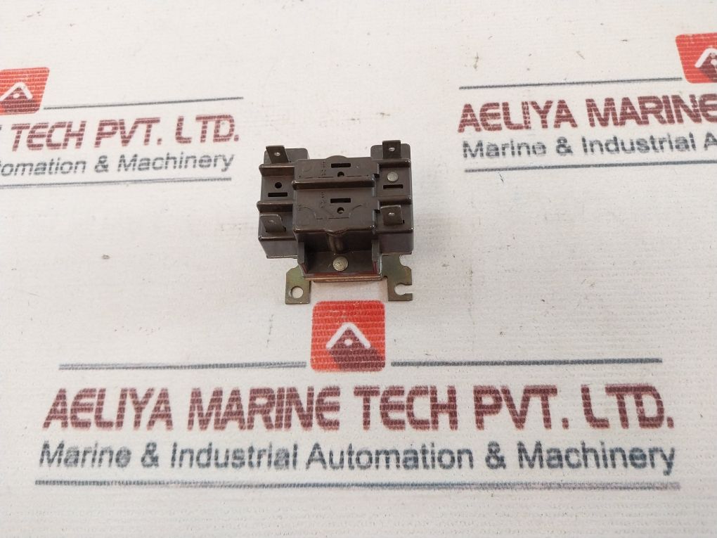 White Rodgers W-r/Rbm Switching Relay