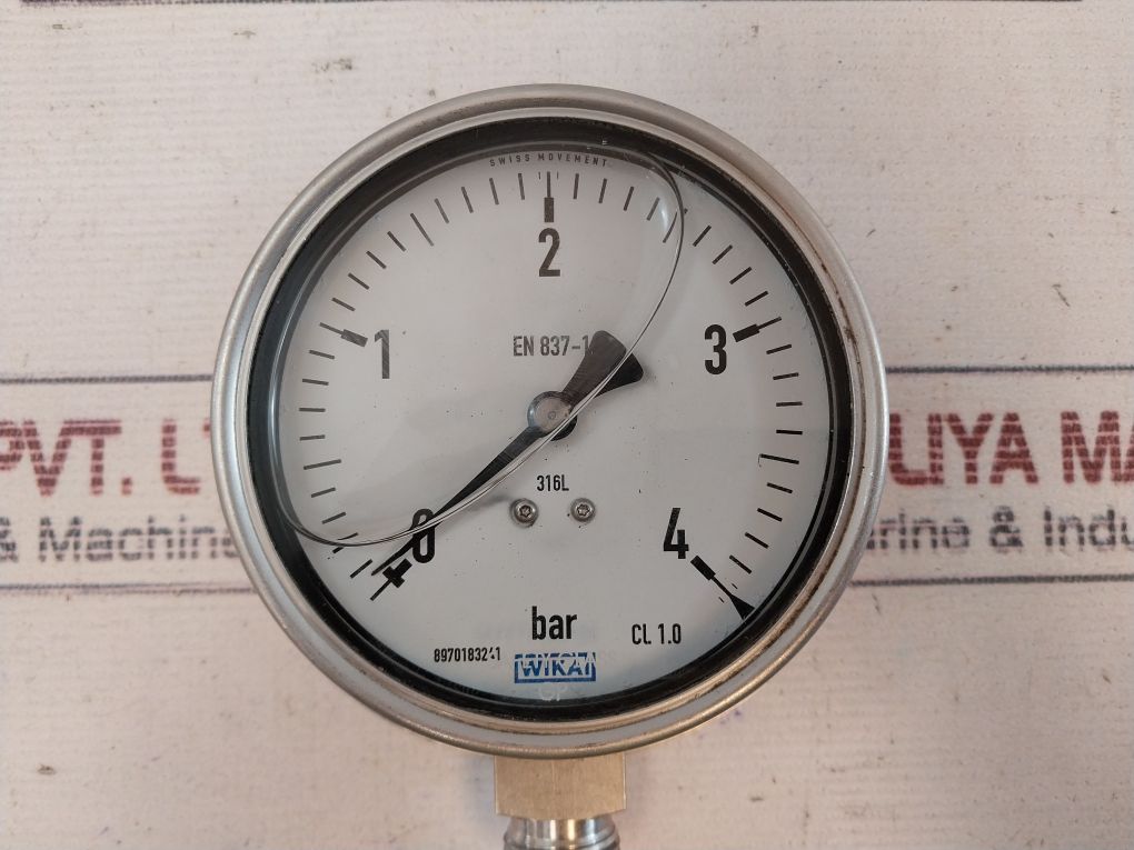 Wika 0-4 Bar Pressure Gauge