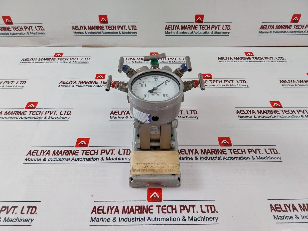 Wika 2100226 Differential Pressure Gauge 0-1.6 Bar