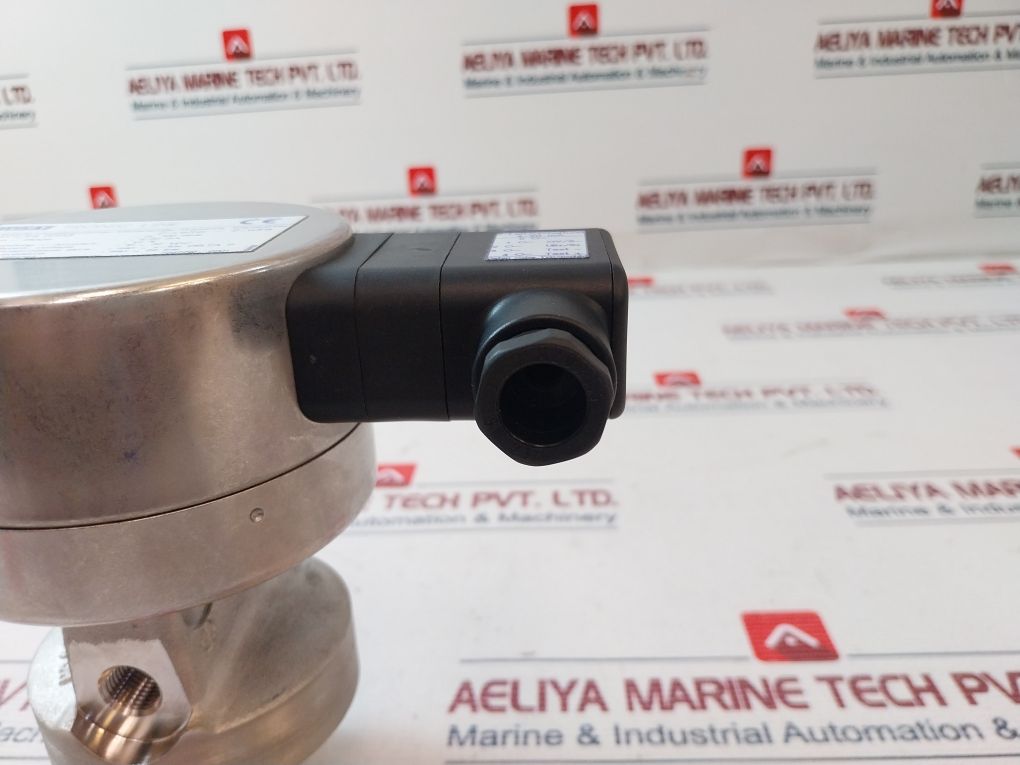 Wika 891.34.1998 Differential Pressure Transmitter 4-20 Ma