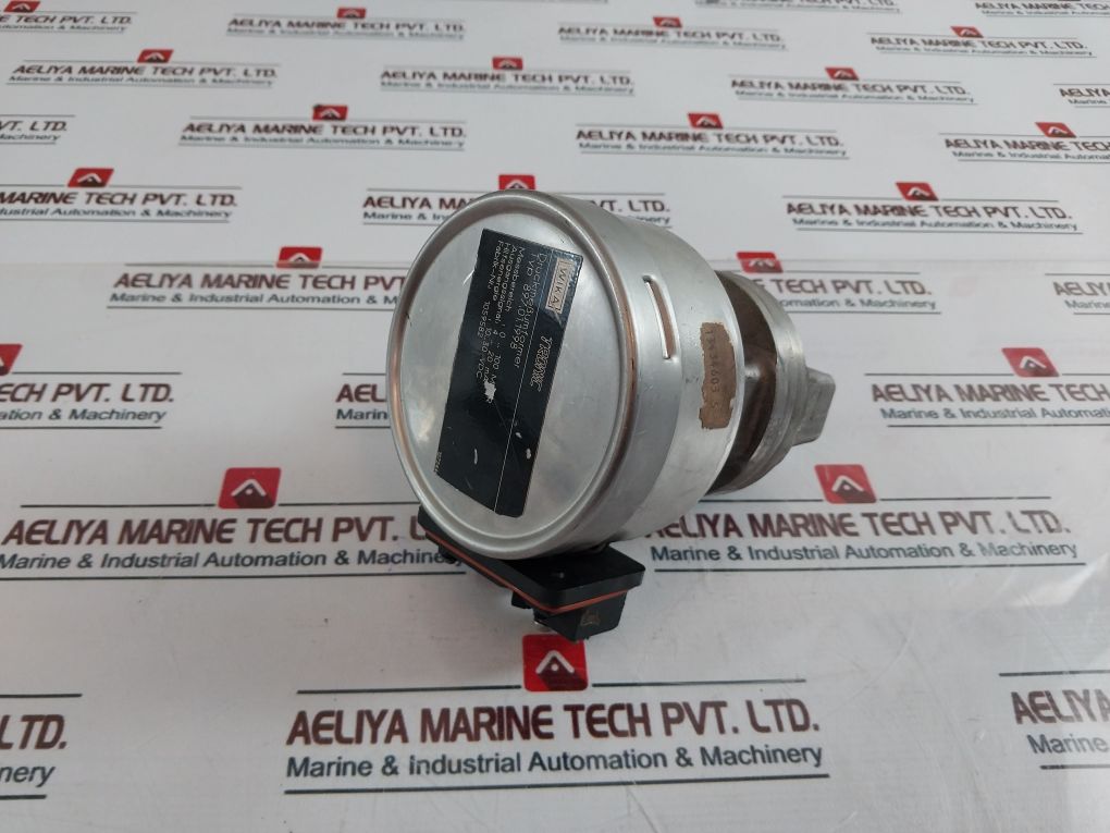 Wika 897.01.1998 Differential Pressure Transmitter 10-30Vdc 4-20Ma