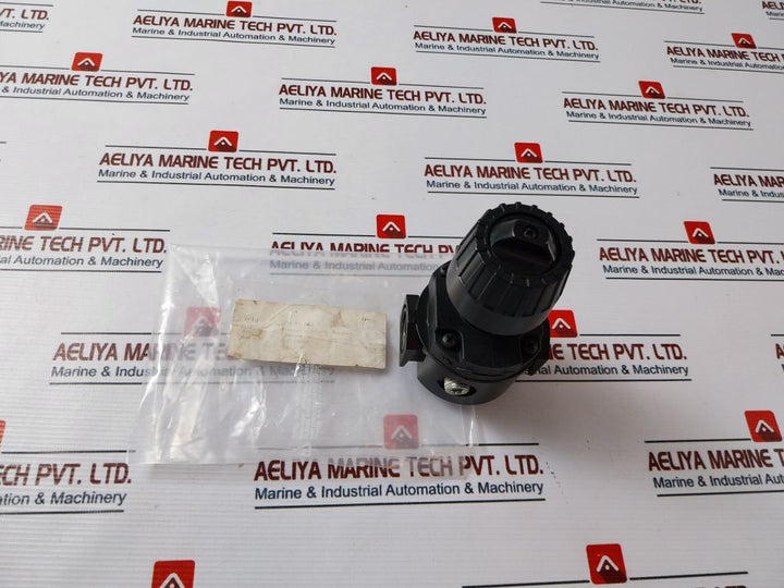 Wilkerson R16-04-h00 Pressure Regulator 376.01-122
