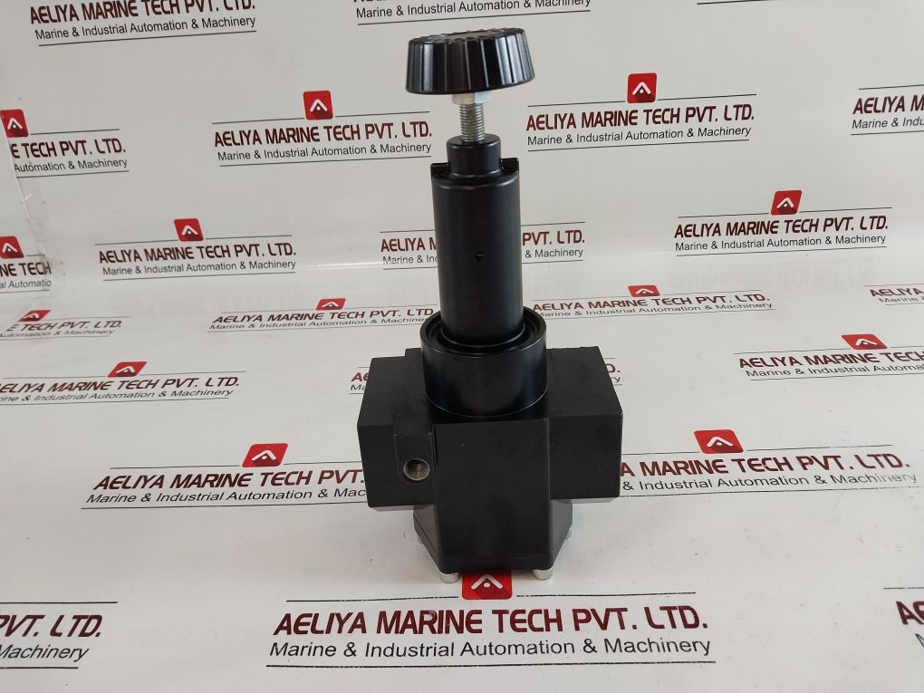 Wilkerson R40-0B-g00 1-1/2” Air Pressure Regulator Set