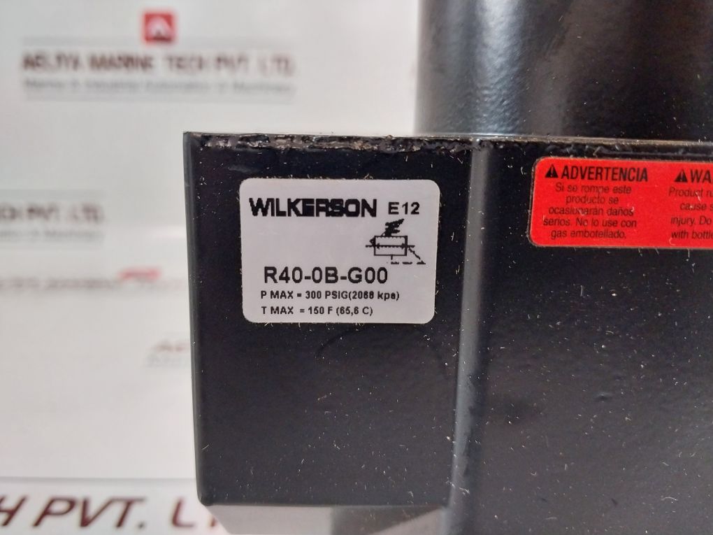 Wilkerson R40-0B-g00 1-1/2” Air Pressure Regulator Set