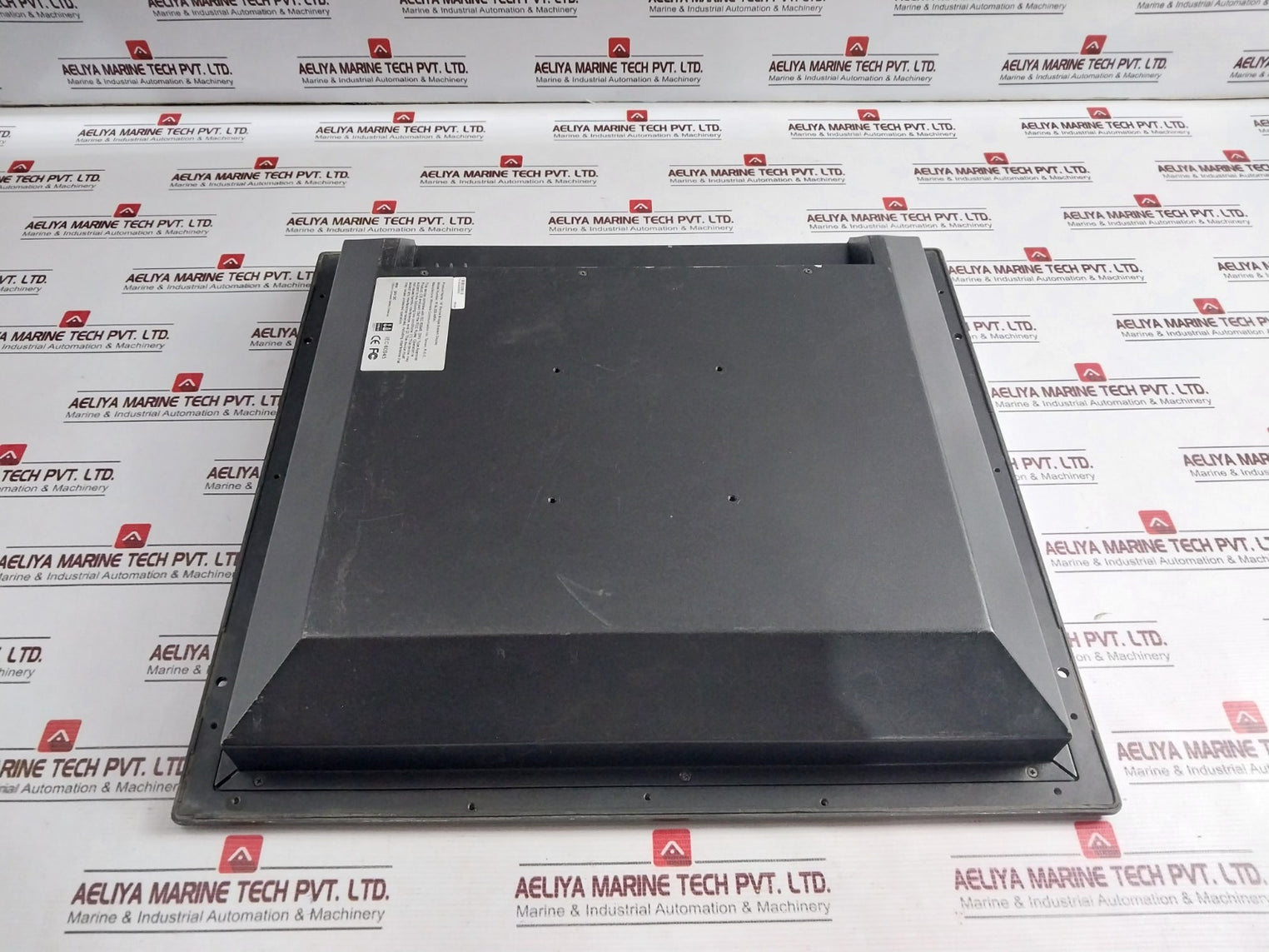 Winmate R19L300-mra1 19” Marine Bridge System Display