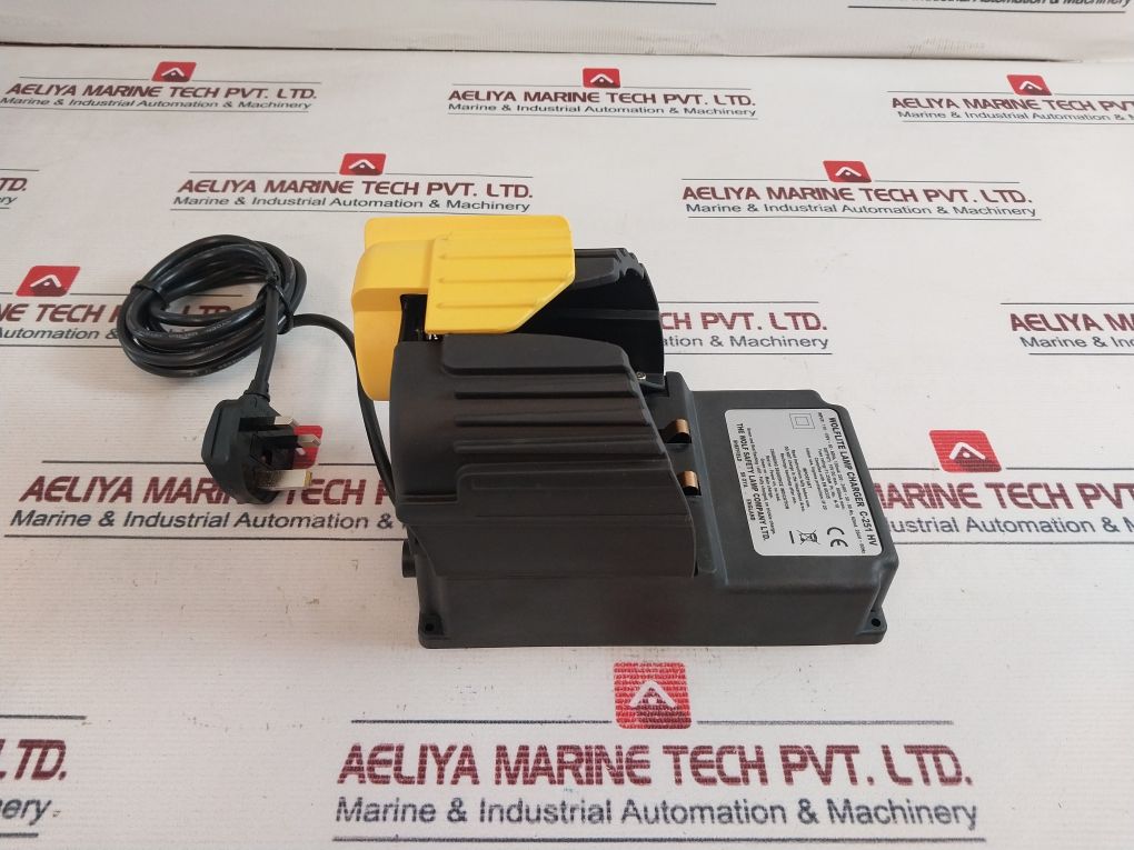 Wolf C-251 Hv Wolflite Lamp Charger 62Ma