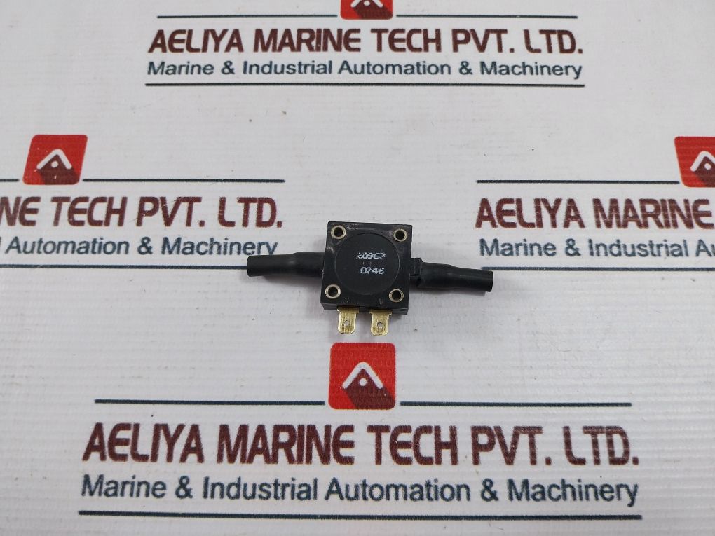 World Magnetics Psf-100A Pressure Sensor